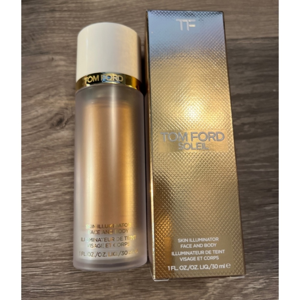 TOM FORD Soleil Skin Illuminator in 02 Rose Glow
